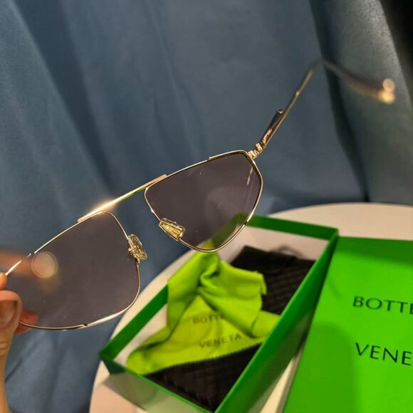 Bottega Veneta BV1466S 005 Aviator Sunglasses Gold Metal Frame 59-19-140 XL main image 11